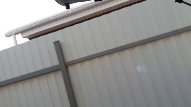 Ремонт дверей: снятие обшивки и замена ручек