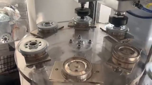 oil filter bottom plate welding machine смотреть онлайн