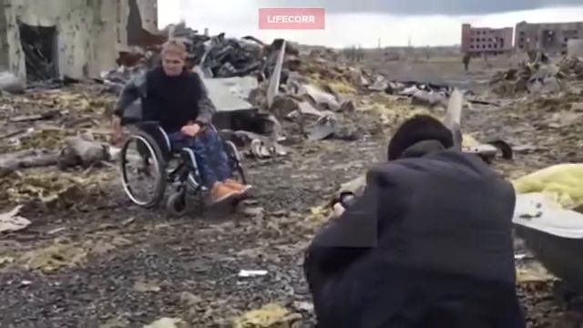 Reper Rem Digga snimaet klip v ruinakh Donetskogo aeroporta online video cutter com смотреть онлайн
