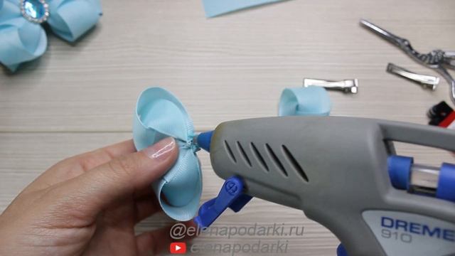 Бантики канзаши из репсовой ленты 2,5 см ? DIY Ribbon Bows смотреть онлайн