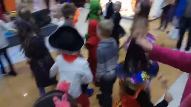 HALLOWEEN 2017 Kyiv Блокбастер ХЕЛЛОУИН танцы делаем привидение тыкву печенье мейкап смотреть онлайн