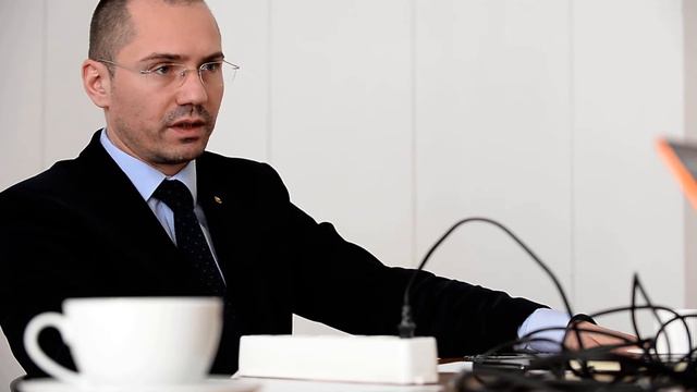 Какво да прави България в световната буря - Ангел Джамбазки смотреть онлайн