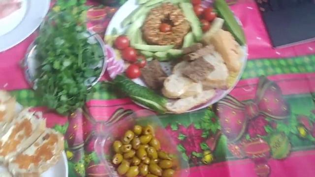 Просто завтрак с красной икрой