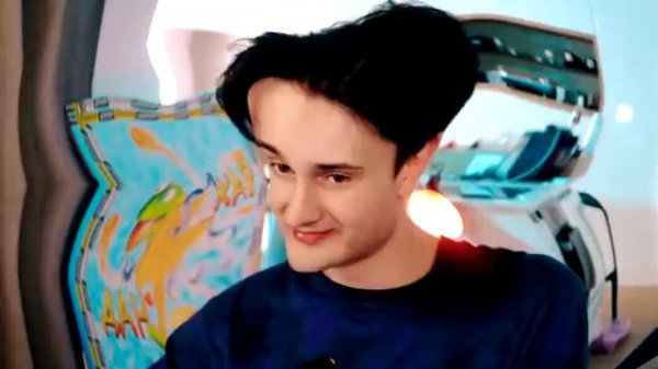 ✅ я вернулся в _АКИНАТОР_ 😂 он меня троллит (опять)..