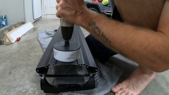 DIY T5 Budget Light Fixture - CHEAP Lighting for your Reef Tank / Marine Aquarium / Fish Tank смотреть онлайн