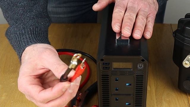 AliExpress LiFePO4 (Version 2) Case Battery Review | Even Better Portable Budget 12V LiFePO4 Power смотреть онлайн