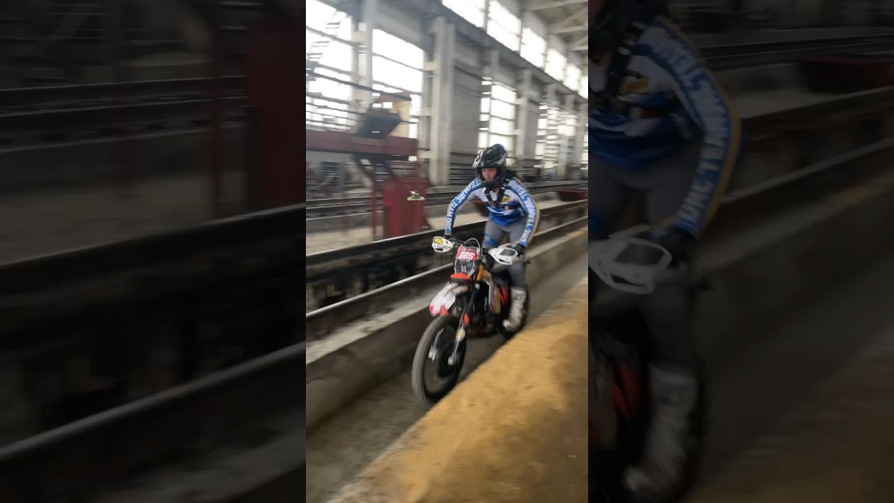 По заводу на заднем смотреть онлайн