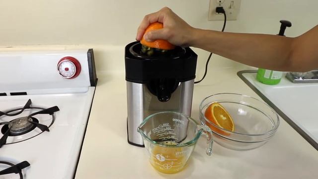 Cuisinart CCJ-500 Pulp Control Citrus Juicer - Review смотреть онлайн
