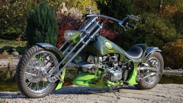 Кастомы из советских мотоциклов Днепр, Урал смотреть онлайн