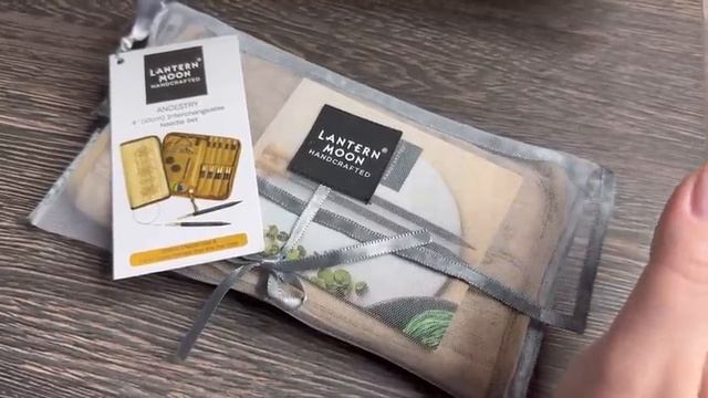 ВЯЗАЛЬНЫЙ ВЛОГ 1/23 || Новые спицы / Готовые работы / Новая носочная и бобинная пряжа смотреть онлайн