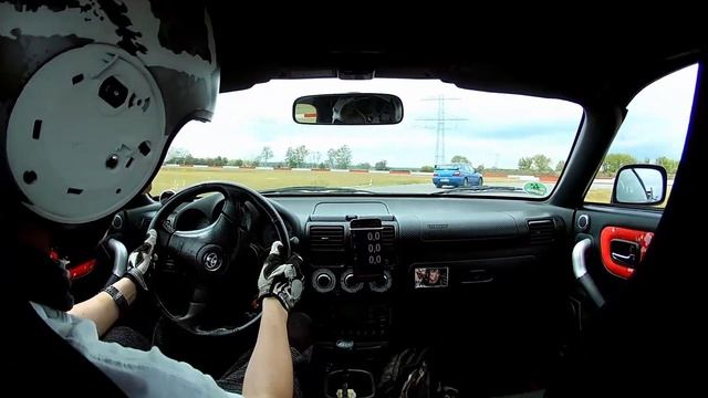 Chasing Subarus, Tracktimes and InitialD Memes! - MR2 Spyder Trackday смотреть онлайн