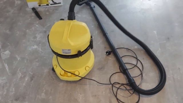 Aspirator umed–uscat Karcher WD 2. Util sau nu? смотреть онлайн
