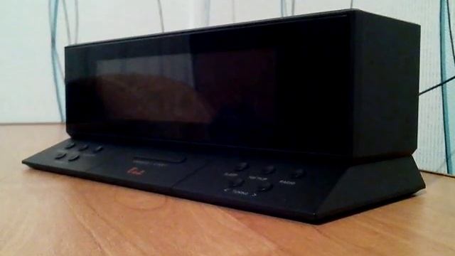 Проекционные часы с радио Ea2 FP107Black смотреть онлайн