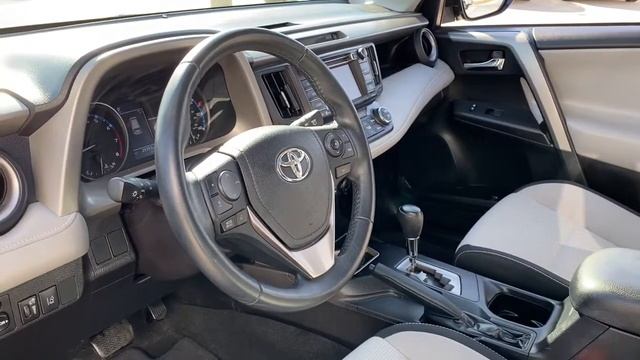 2018 Toyota RAV4 Laredo, Alice, Hebbronville, Cotulla and Webb County, TX T21596A смотреть онлайн