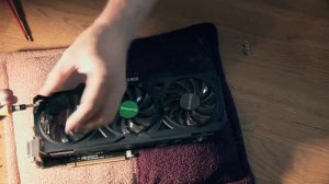 Gigabyte Nvidia GeForce GTX 760. Чистка видеокарты от пыли.