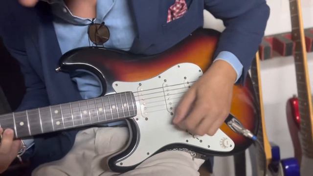 Fender Stratocaster American Series 2002 Left Handed Sunburst Rosewood Lefty смотреть онлайн