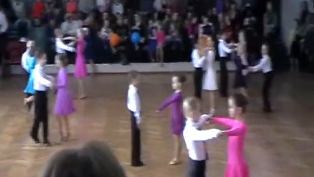 Соревнования 03.03.13 Начинающие 3 танца смотреть онлайн