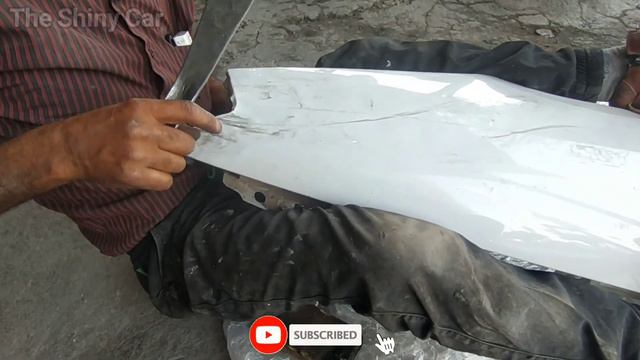 pulling to perfection : smoothing the car fender on the right side смотреть онлайн
