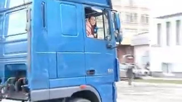 Сегодня грузоперевозчики призвали внести изменения в систему взвешивания большегрузов смотреть онлайн