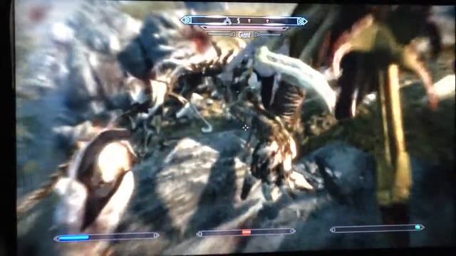 Skyrim-attempt at wiping out a giant camp, long loading scr смотреть онлайн