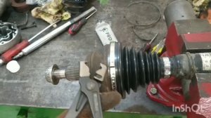 Замена пыльников ШРУС левой стороны на Volkswagen Bora