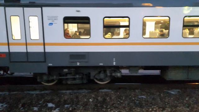 #сквозьзабор: новенький ЭП2Д-0127 близ "Серпа и Молота" смотреть онлайн