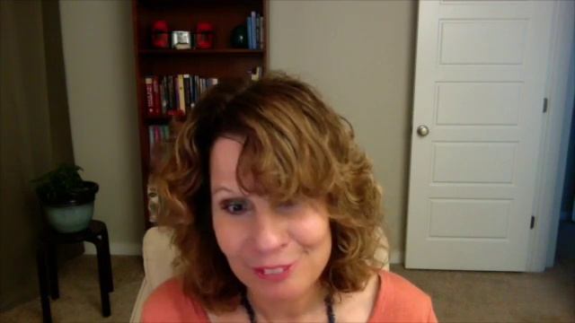 Elizabeth's Oracle: Sun Into Aries 2016 смотреть онлайн