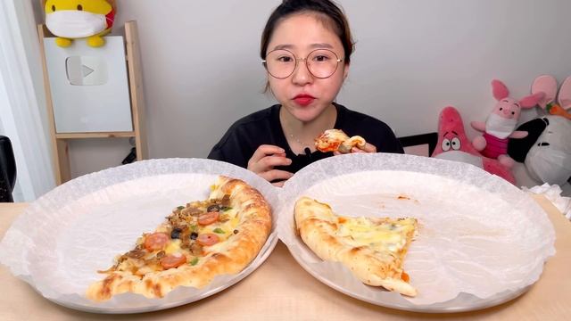 오뚜기 크러스트피자 페퍼로니 고르곤졸라 치즈크러스트 콘크러스트 피자 먹방 Dessert Mukbang смотреть онлайн