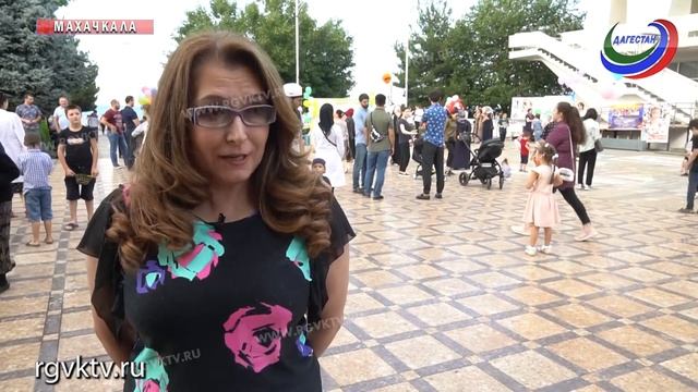 Акция «Подари жизнь» завершилась грандиозным праздником в центре Махачкалы смотреть онлайн