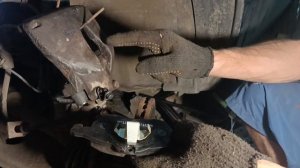 Замена передних тормозных колодок Opel. Колодки Итальянские, топ за свою цену.