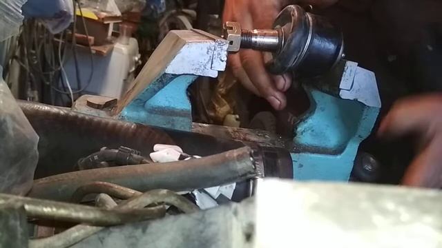 Шаровой опора на Toyota Townace noah смотреть онлайн