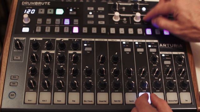 More DrumBrute! смотреть онлайн