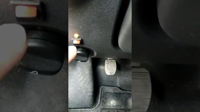 Установка модуля автоматического включения габаритных огней на Дача Логан. смотреть онлайн