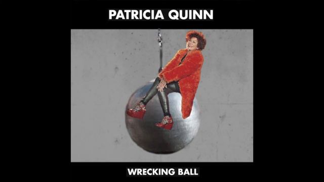 Wrecking Ball- Patricia Quinn ft. Miley Cyrus смотреть онлайн
