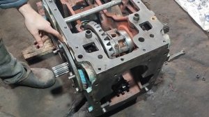 Сборка заднего моста МТЗ 80. Восстановление МТЗ 80. Что-то пошло не так(