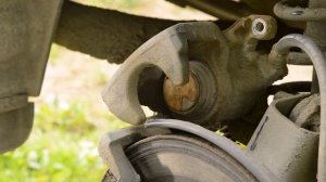 Замена задних колодок на Mitsubishi ASX