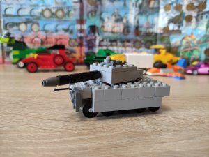 Собираем танк Тигр из лего