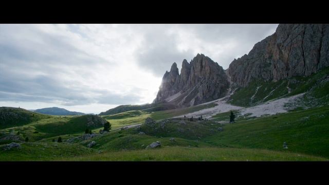 A HIDDEN LIFE | "We Lived Above The Clouds" Clip | FOX Searchlight смотреть онлайн