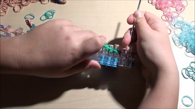 Урок №2/Девочка с рюкзаком из резинок/Lesson №2/Girl with bag смотреть онлайн
