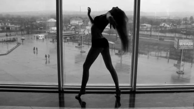 go-go dancer in ukraine(LOVEROVA)Валерия Лаврова смотреть онлайн