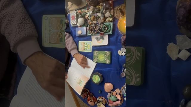?ORACLE HERBAL HEALING READING, COLTSFOOT ROOT-PRESENCE? смотреть онлайн