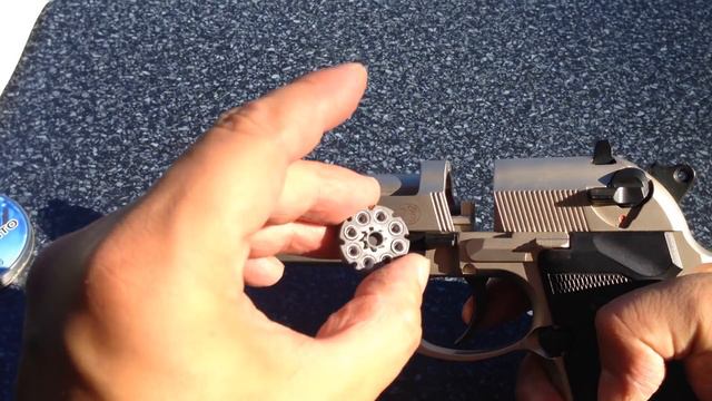 UMAREX - Beretta 92 FS Cal. 4,5 Mm  177 Co2