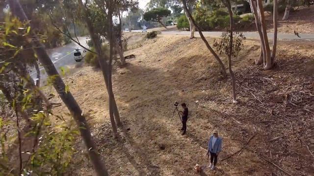 Drone Flies Itself using AI… I’m shocked at how good it is! | Skydio 2 смотреть онлайн