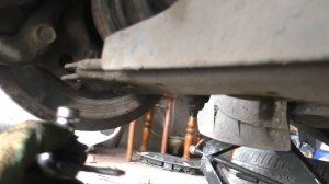 Как проверить и заменить шаровую опору