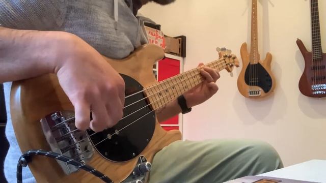 1977 MUSICMAN STINGRAY - Andy's Vintage Guitars