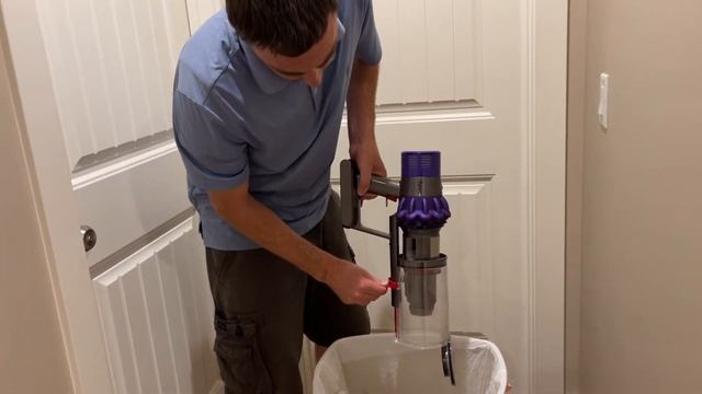 How to open Dyson Cyclone V10: How to empty Dyson Cyclone V10 смотреть онлайн