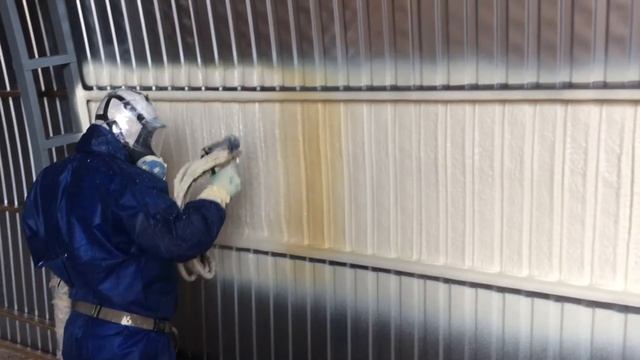 Как утеплить ангар из профнастила? Выбор плотности ППУ при утеплении ангара смотреть онлайн