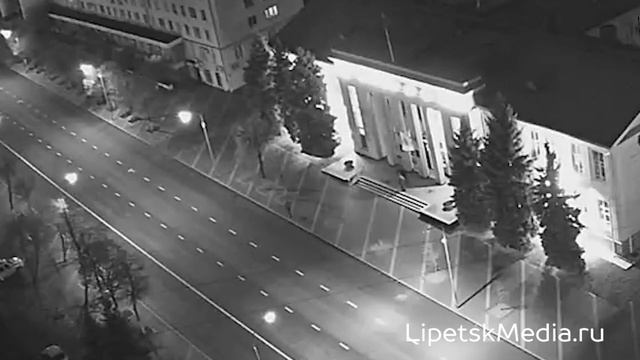 РАЗБИЛ СТЕКЛО смотреть онлайн