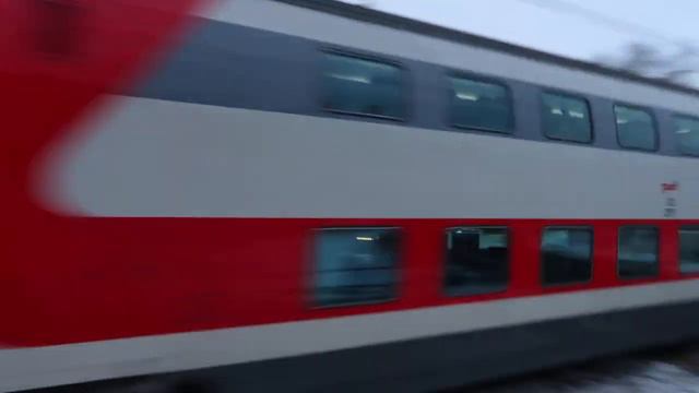 Электровоз ЭП20-070 с поездом№739А Москва-Брянск платформа Зосимова Пустынь 22.11.2020 смотреть онлайн