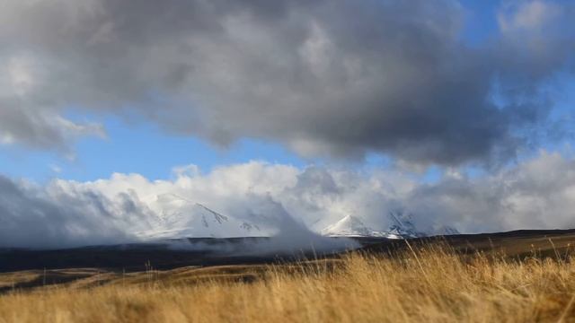 Плато Укок. Горный массив Табын-Богдо-Ола. смотреть онлайн